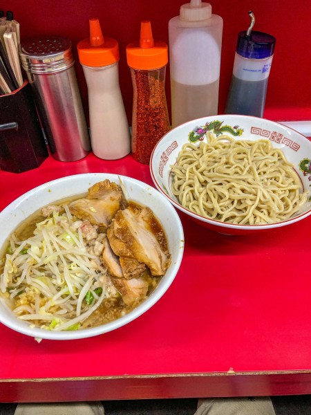 「小つけ麺豚入り」@ラーメン二郎 湘南藤沢店の写真