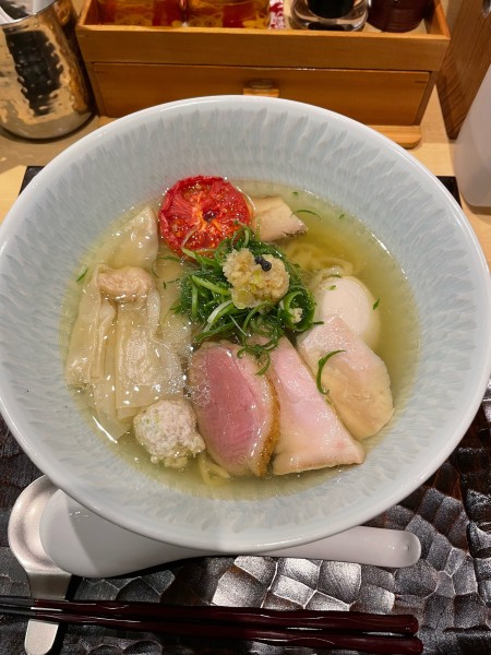 「特製塩そば」@饗 くろ㐂の写真