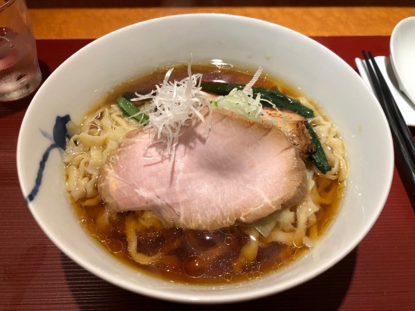 「醤油」@麺 みつヰの写真