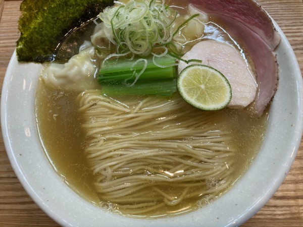 「<上中華> 特選 貝と煮干し塩」@中華そば うお静の写真