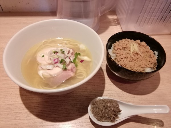 「(６月水曜日限定)貝出汁ラーメン」@麺屋 一燈の写真