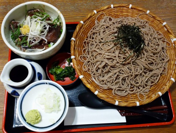 「龍馬のたたき丼定食（1,060円）」@信州そば処 そじ坊 川崎アゼリア店の写真