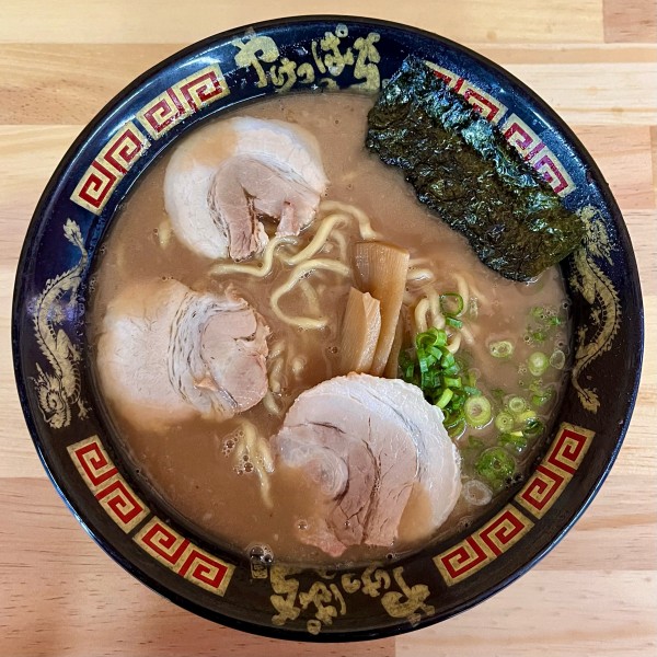 「こってりラーメン(900円)」@やけっぱちの写真