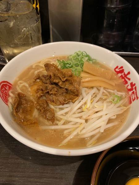 「徳島中華そば（大盛、生卵無料）」@徳島中華そば 徳福 神田店の写真