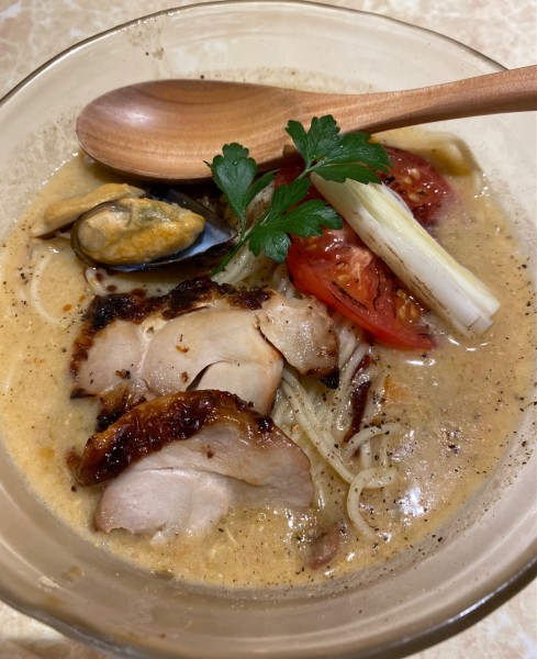 「【限定】ムール貝と夏野菜のポタラーメン（冷やし）　１２００円」@鶏ポタラーメン THANK 大門店の写真