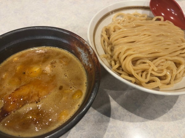 「魚介辛つけめん」@つけめん屋 赤羽京介 練馬店の写真