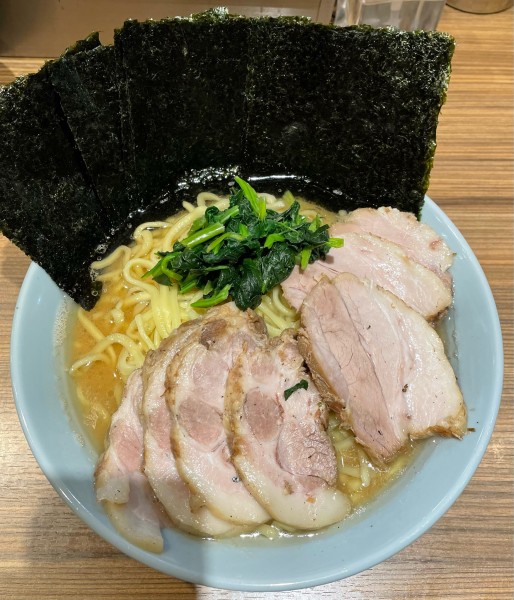 「ラーメン」@横浜らーめん渡来武 総本店の写真