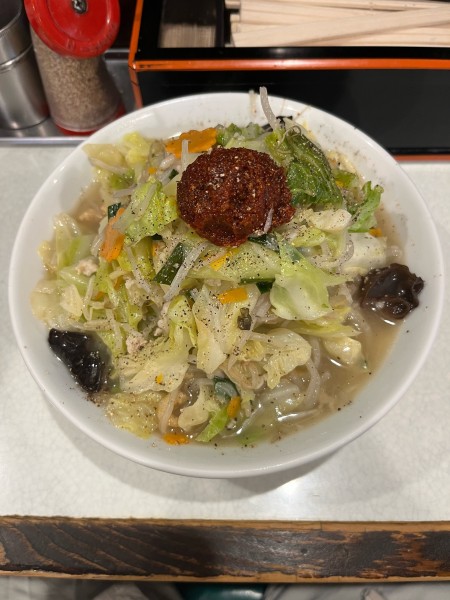 「たんめん(並)・太麺 920円、赤玉 100円」@麺処 まるよし商店の写真