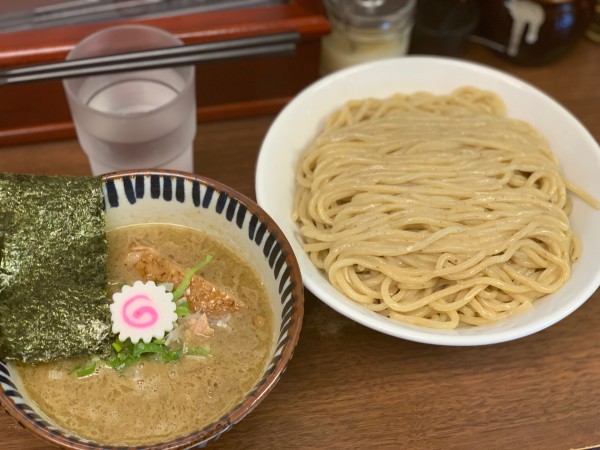 「つけめん煮番搾り（大盛）」@つけめん 三三㐂の写真