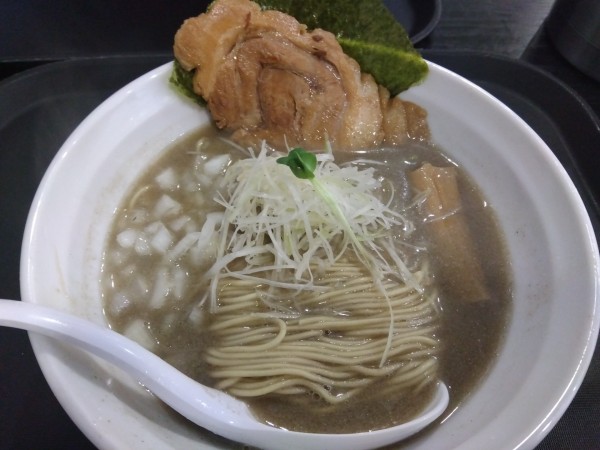 「煮干しラーメン濃いめ」@煮干しらーめん専門店 麺屋 晴の写真