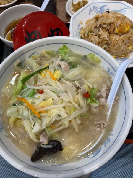 「タンメン　チャーハン」@福しん サンシャインシティアルタ店の写真