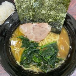 ラーメン海苔マシ油多め