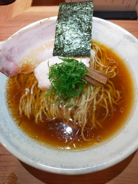 「醤油らぁめん」@Japanese Ramen 五感の写真