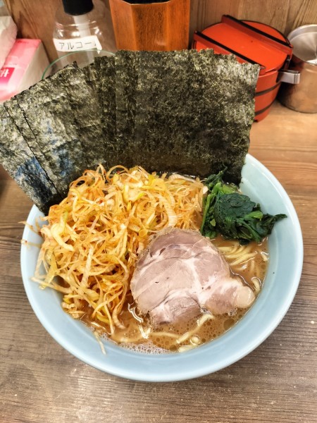 「ラーメン 海苔 辛ネギトッピング」@横浜らーめん 渡来武の写真
