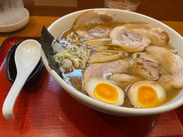 「中華麺中盛&味玉チャーシュー」@めん 和正の写真