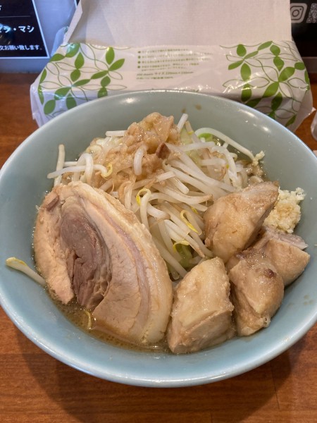 「ラーメン(小)+チャーシュー」@番町製麺の写真