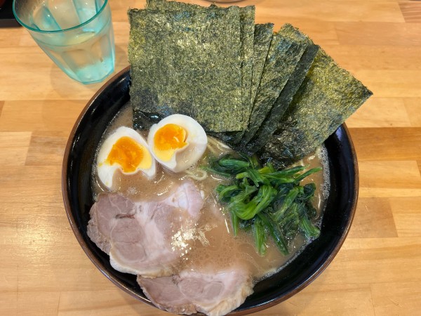 「青葉盛ﾗｰﾒﾝ大盛固め1050円」@横浜ラーメン 北村家の写真