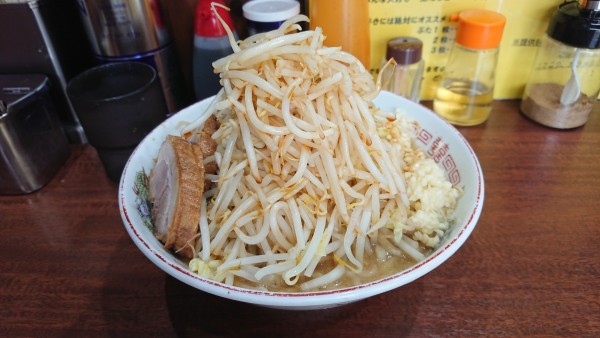 「小ラーメン」@ラーメン 豚んちの写真