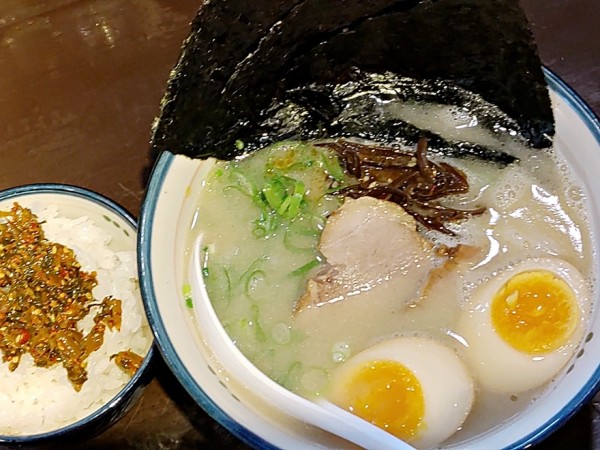 「のりと半熟玉子＋ちっちゃいごはん」@麺の坊 砦の写真