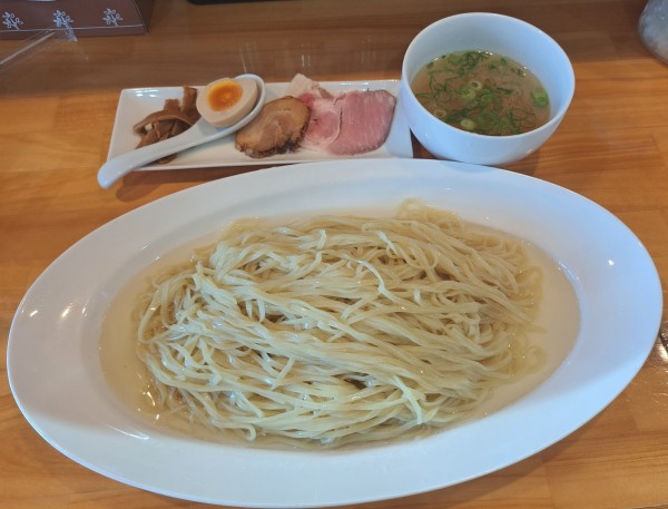「貝だしつけ麺大盛塩1100円」@貝だしラーメン 黒船SECONDの写真