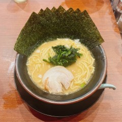 横浜家系ラーメン 鶴乃家 広島緑井店の画像