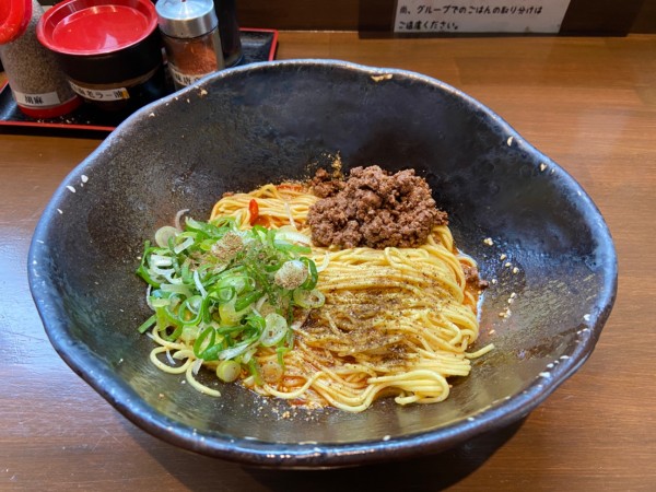 「汁なし坦々麺、ご飯おかわり自由(740円)」@汁なし担担麺 階杉 周南店の写真