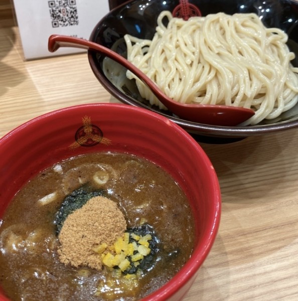 「濃いつけ麺」@つけ麺専門店 三田製麺所 ダイバーシティ東京プラザ店の写真