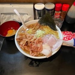 花咲蟹、ずわい蟹の不純100大盛り＋つけ玉