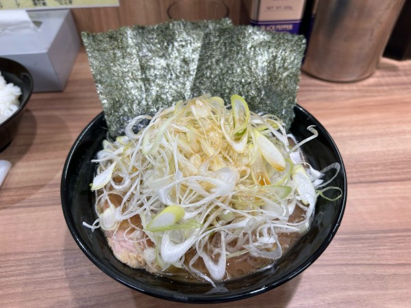 「ラーメン ネギトッピング」@横浜ラーメン 響家の写真