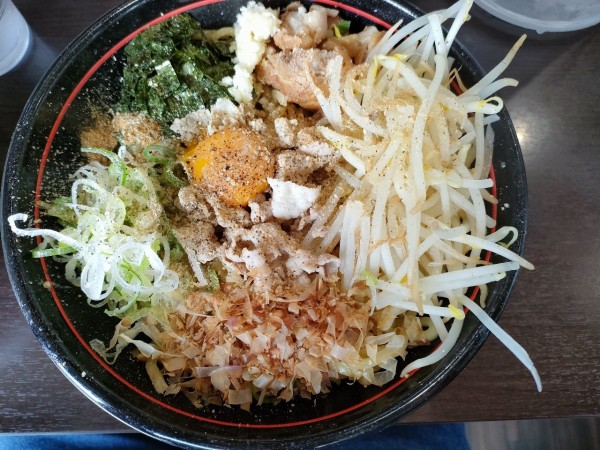 「ぶっチャー塩まぜそば(大)　1000円」@めん家 一麺惚の写真