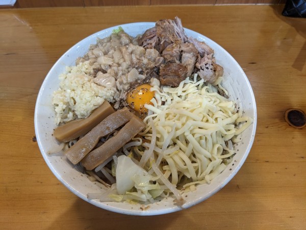 「まぜそば　950円」@ラーメン 滋悟郎の写真