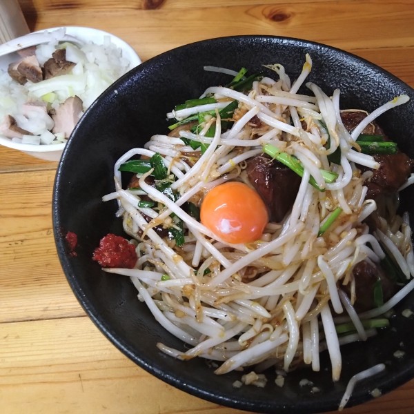 「レバーまぜ蕎麦1045円、追い飯165円」@中華蕎麦 みやまの写真
