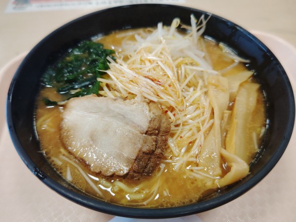 「辛ネギ味噌ラーメン９５０円」@道の駅 ごかの写真