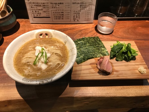 「豚骨強めのクレイジーハウス 1,250円」@NATURAL TASTEの写真