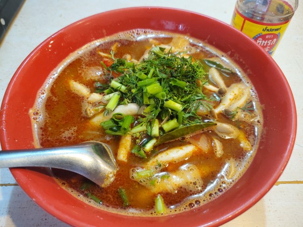 「トムヤムクン・ヌードル」@クァクンティムの写真