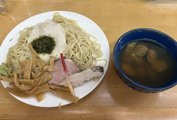 「【限定水無月】冷やし深川あさり汁トロロつけ麺＋馬刺しユッケ」@MENYA 食い味の道有楽の写真