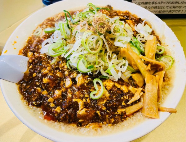 「超背脂麻婆豆腐麺 1,180円」@超ごってり麺 ごっつ 亀戸本店の写真