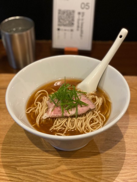 「旨味醤油らぁ麺プレミアム」@Life is beautiful らぁ麺 & Cafe'barの写真