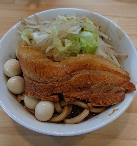 「ラーメン(醤油・200g・オーション麺・野菜少なめ・うずらTP)」@ラーメン ジライヤ3の写真