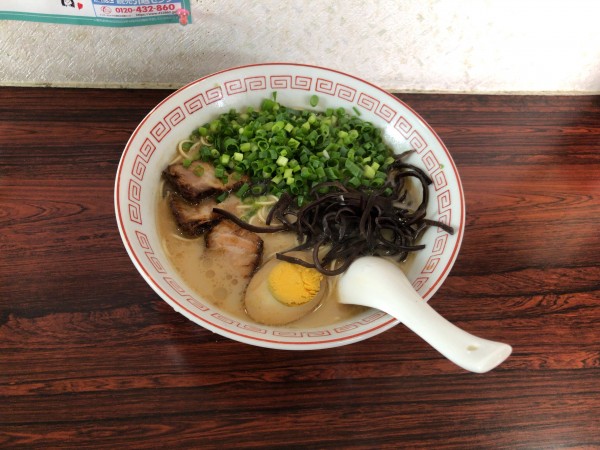 「とんこつラーメン(大盛)」@熊本ラーメン みち丸の写真
