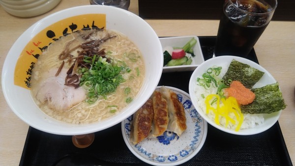 「ランチセット¥913-」@博多らぁめん ふくちゃん 千葉幸町店の写真