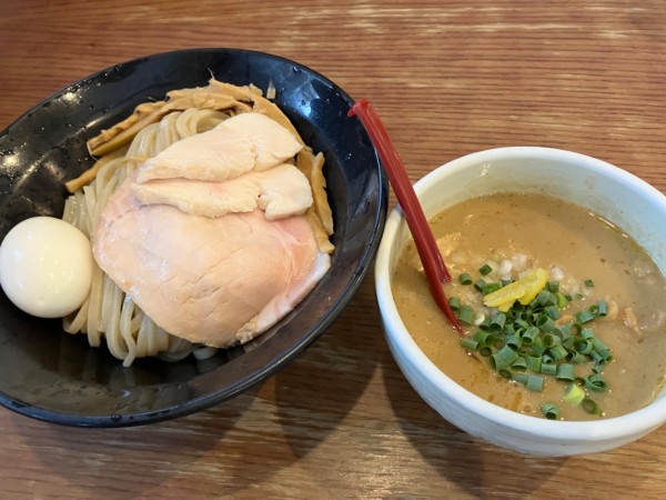 「鶏白湯つけ麺　醤油　全部乗せ　1350円」@麺堂 稲葉の写真