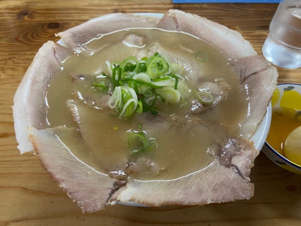 「チャーシュー麺中、煮玉子(980円)」@中華そば 紅蘭の写真