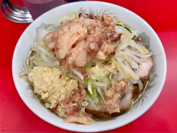 「小ラーメン ニンニクヤサイアブラ」@ラーメン二郎 生田駅前店の写真