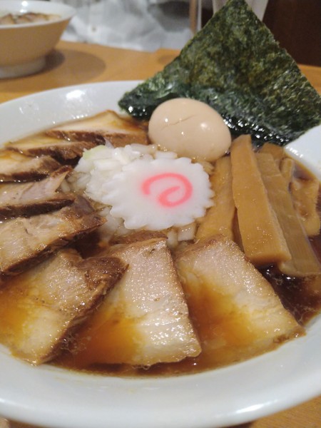 「「特製竹岡式ラーメン」1100円」@自家製熟成麺 吉岡 田端店の写真