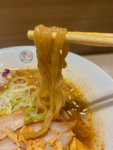 「焦がしニンニク」@味噌NOODLE 麹の写真