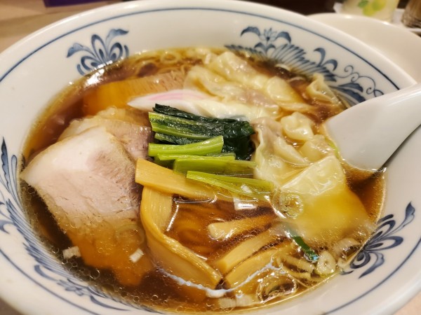 「チャーシューワンタンメン９００円」@鳳華飯店 笹下本店の写真