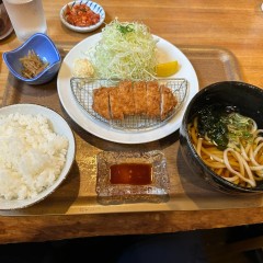 ポンチ軒の画像