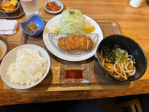 「昼から御膳1,560円」@ポンチ軒の写真