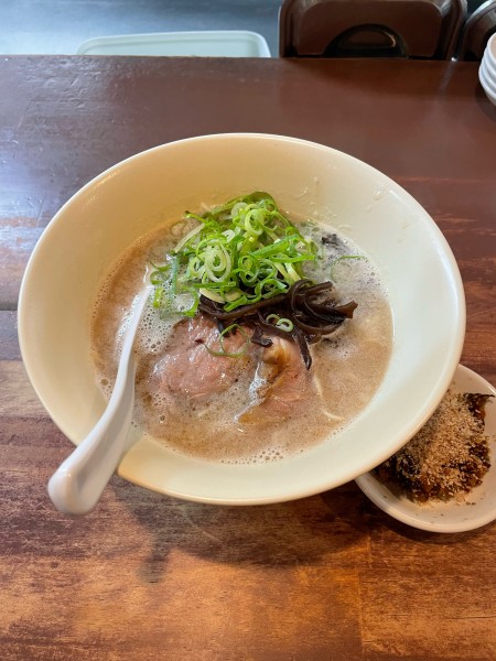 「博多豚骨ラーメン」@幸心堂の写真